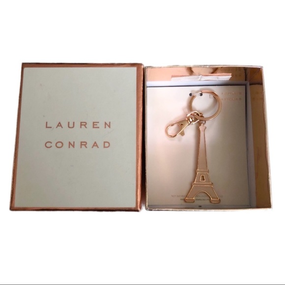LC LAUREN CONRAD Keychain Fob Eiffel Tower Paris Pink Blush Nude - Picture 2 of 4